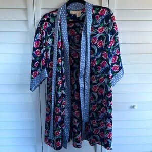 Adonna medium nighty and robe set silky satin polyester. EUC